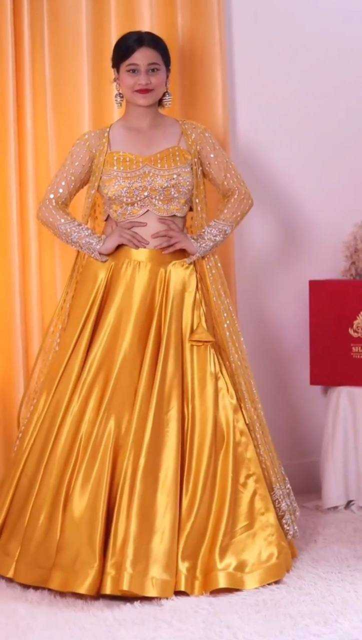 YNF JAPAN SARTIN RIN162 275 LEHENGAS WHOLESALE DESIGNER FANCY TRADITIONAL LEHENGA MANUFACTURER   