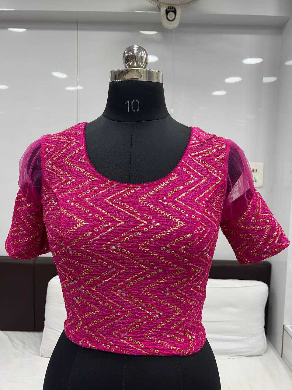 STRETCHABLE BLOUSE