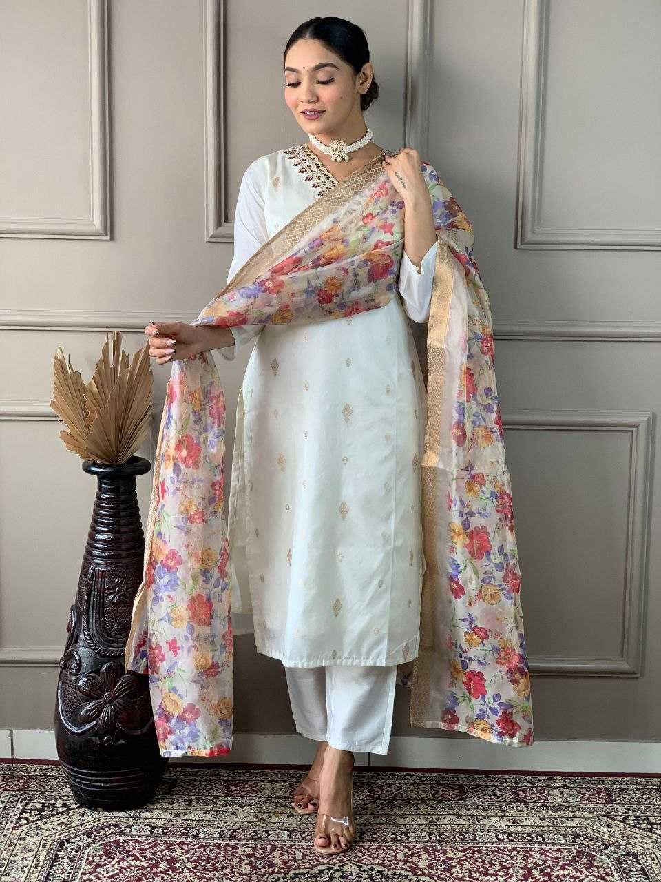 YNF NYLON KESH214 257 SUIT & DRESSES WHOLESALE LADIES EMBROIDERY WHITE SALWAR SUITS MANUFACTURER