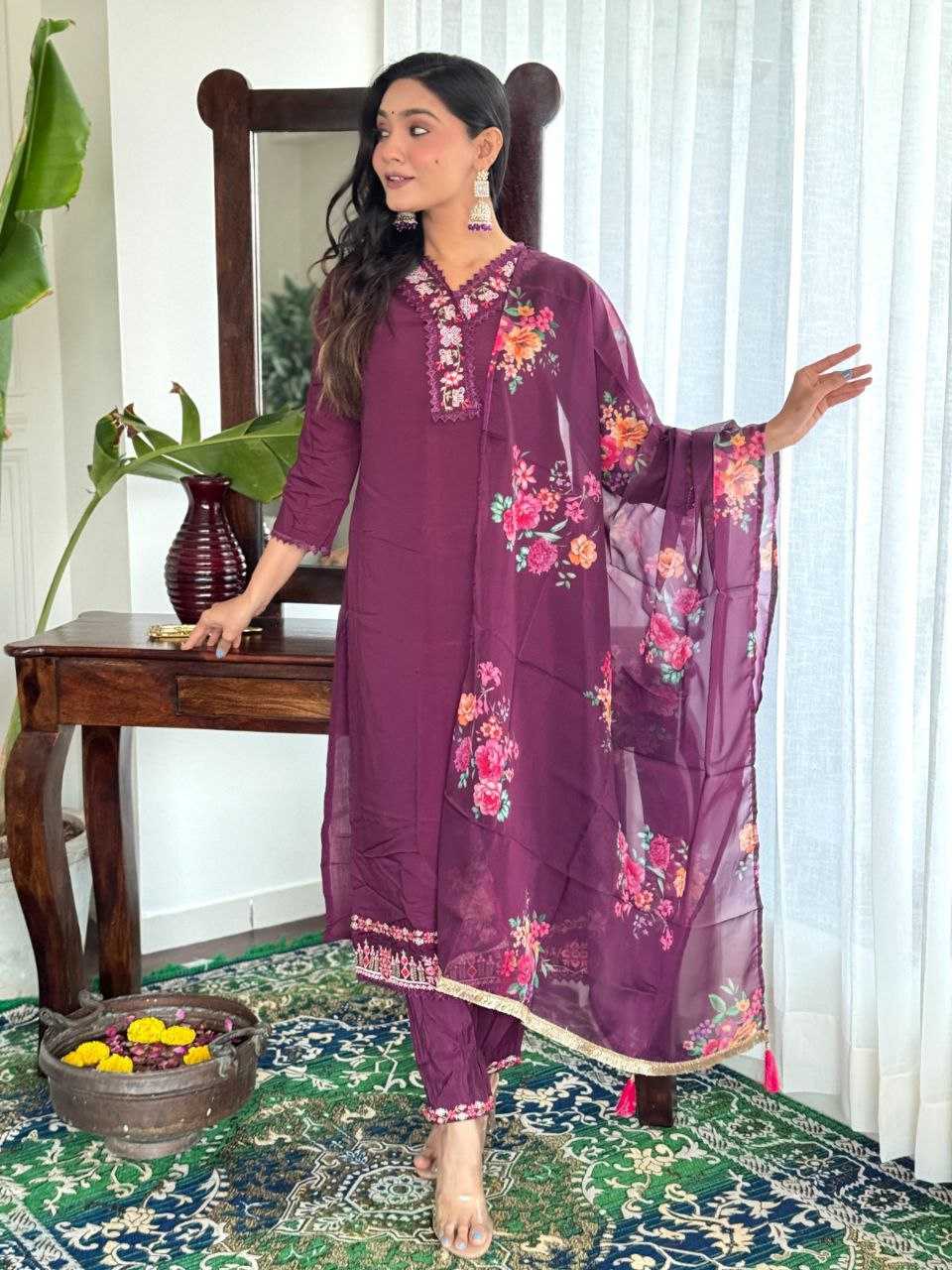 YNF FVISCOSE CHANDERI RIN201 RRD42 SUITS & DRESSES WHOLESALE EMBROPIDERY CHANDERI LONG KURTI SUITS MANUFACTURE- Kapda Export