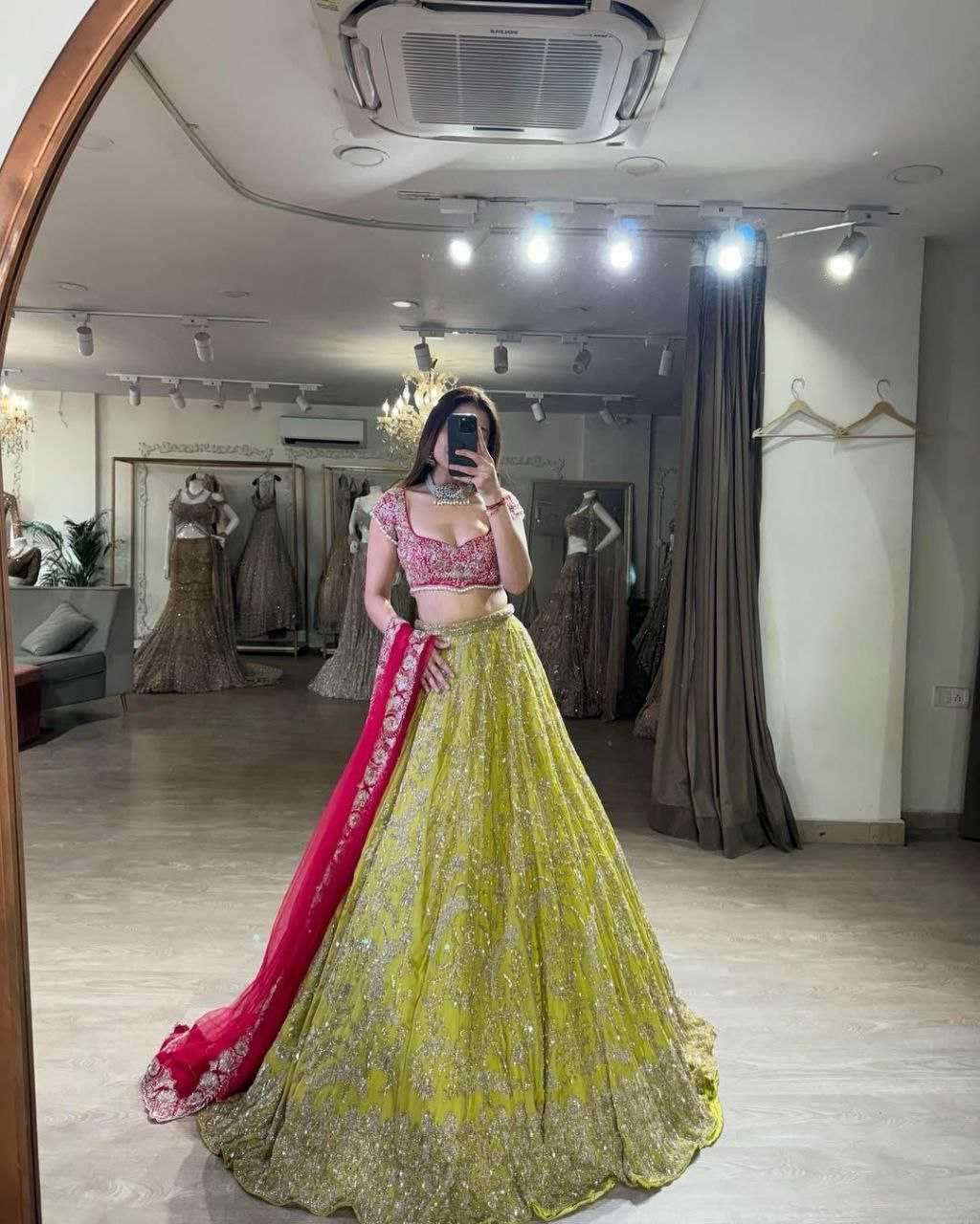 YNF GEORGETTE RIN121 987 LEHENGAS WHOLESALE WEDDING EMBROIDERED GEORGETTE SEQUNIS LEHENGAS MANUFACTURER- Kapda Export