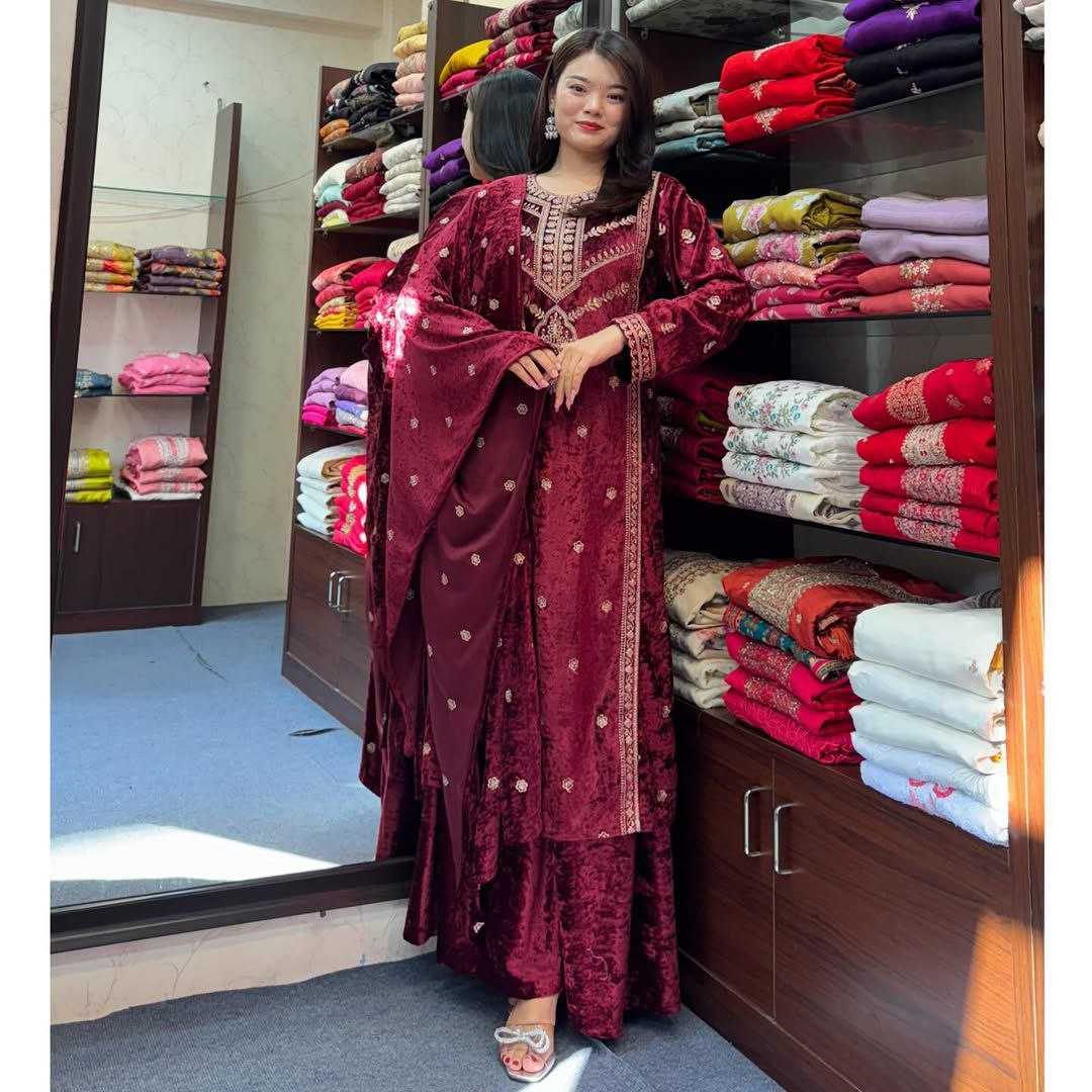 YNF VELVET KESH164 G80 SUITS & DRESSES WHOLESALE EMBROIDEREY PARTY WEAR VELVET SUITS MANUFACTURE- Kapda Export