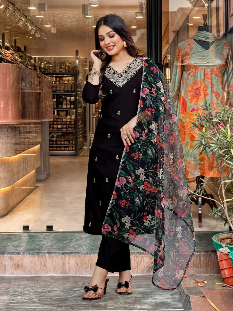 Ynf Viscose KESH595 D115 Kurti Festive Collections Wholesale Fancy Kurti Black Kurtis Navratri Dresses Manufacturer- Kapda Export