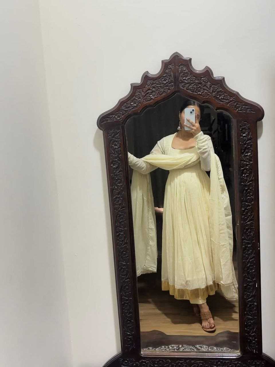 Ynf Georgette RIN157 PC-2220 Gowns Plus Size Collections Wholesale Designer Gowns Lace Gowns White Gown Manufacturer- Kapda Export