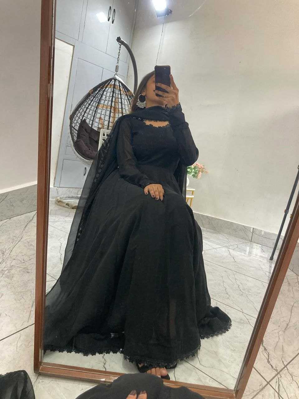 Ynf Georgette RIN157 PC-2257 Gowns Wholesale Georgette Gown Simple Gowns Black Gown Manufacturer- Kapda Export