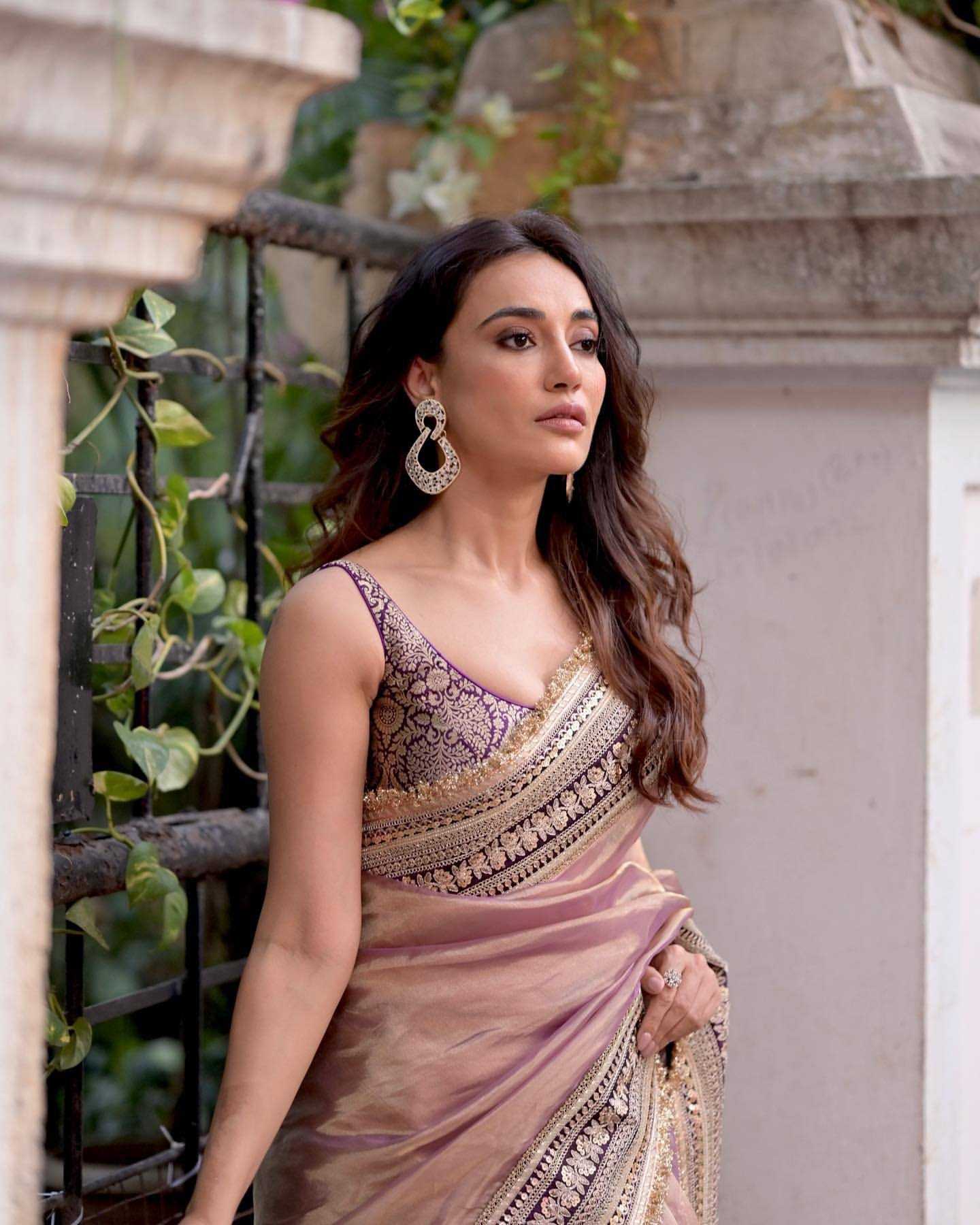 Ynf Twill Net KESH621 6036 Sarees Bollywood Collections Wholesale Party Wear Sarees Fancy Sarees Plain Sarees Zari Border Sarees Jyothika Collection Manufacturer- Kapda Export