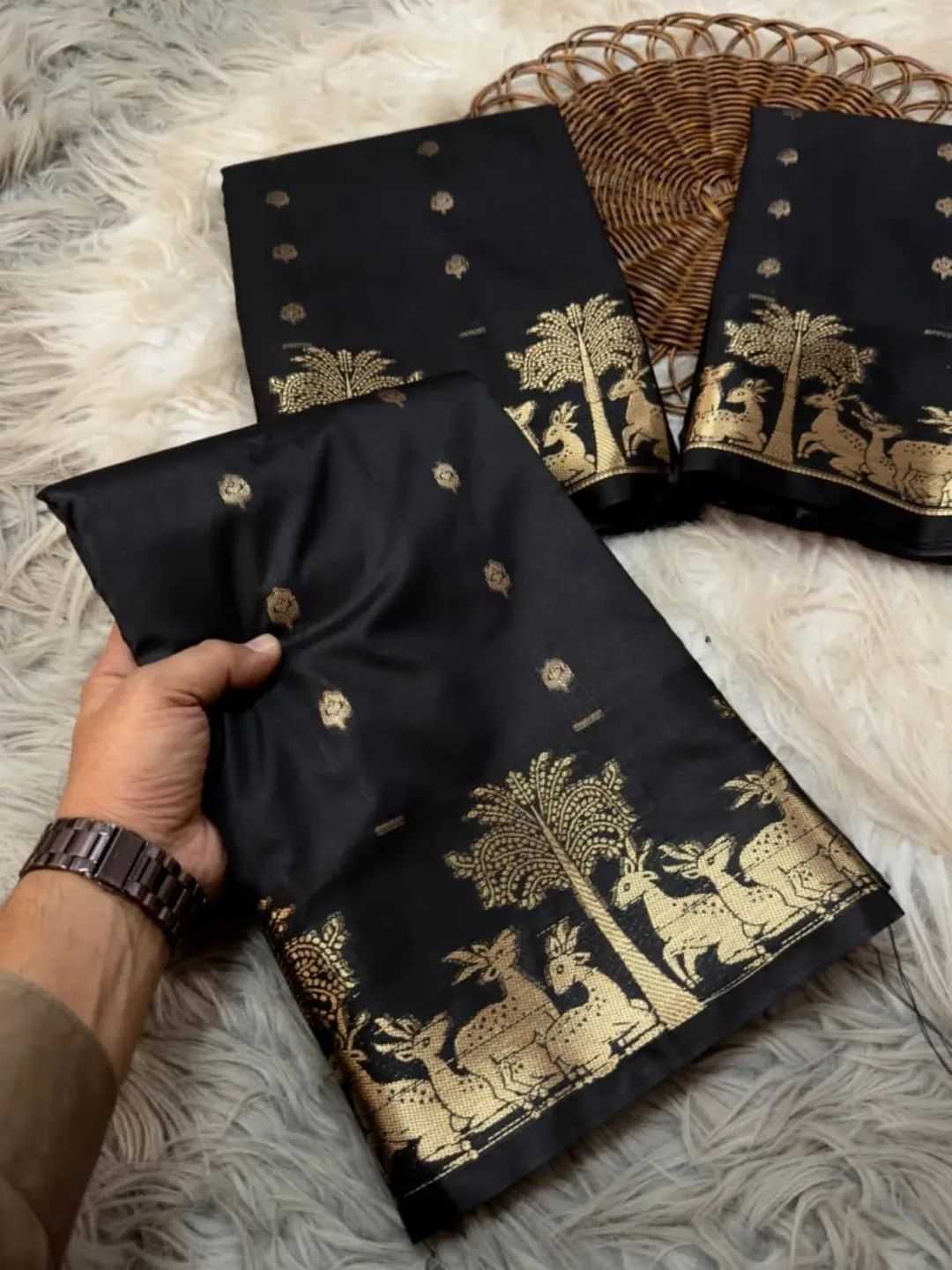 Ynf Muslin Silk Pure Viscos KESH676 Muslin Silk Sarees Silk Sarees Wholesale Designer Sarees Party Wear Sarees Black Sarees Manufacturer- Kapda Export