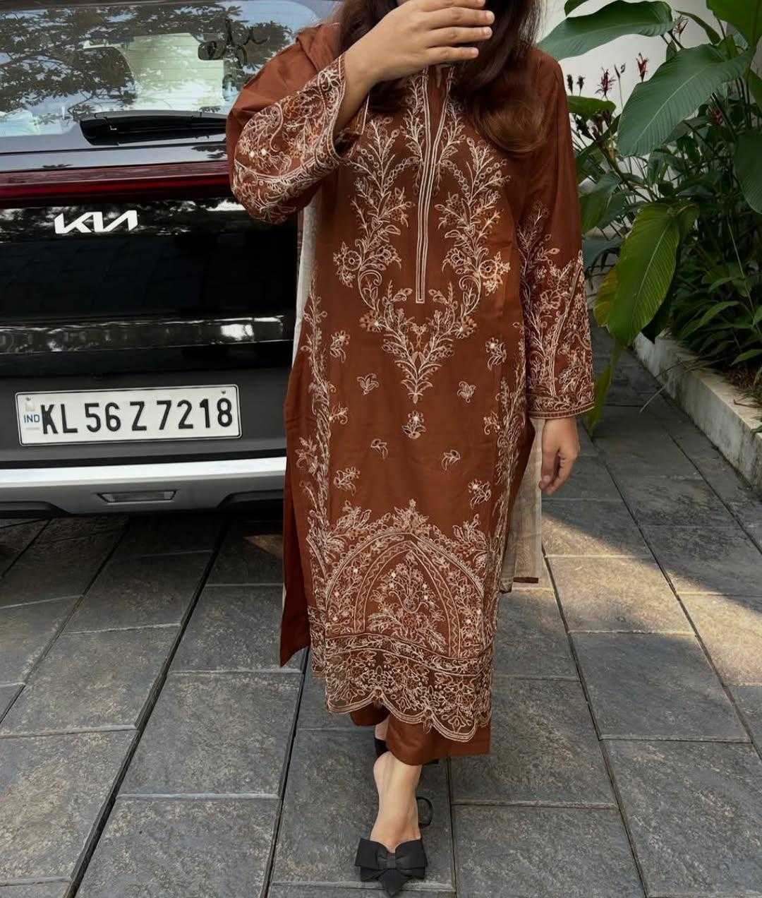 Ynf Cotton Cambric KESH677 MT-1883 Suits & Dresses Islamic Clothing Festive Collections Wholesale Pakistani Suits Cotton Suits Eid Collections Manufacturer- Kapda Export