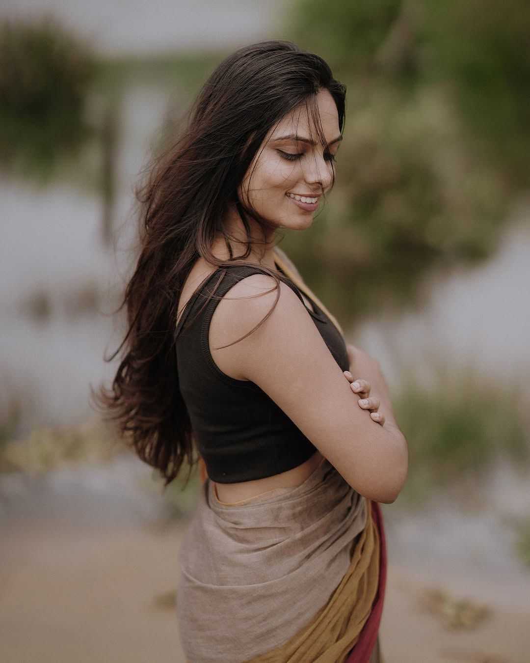 Ynf Linen KESH690 257 Sarees Wholesale Branded Sarees Linen Sarees Festive Sarees Manufacturer- Kapda Export