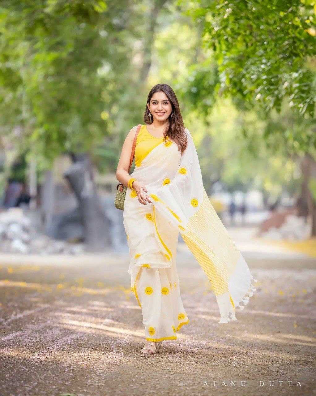 Ynf Linen KESH740 249 Sarees Wholesale Designer Sarees Printed Sarees Lightweight Sarees Manufacturer- Kapda Export