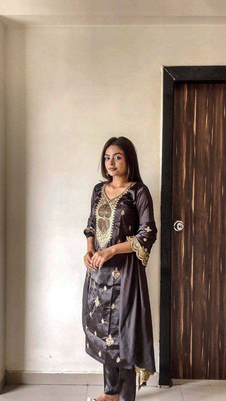 KURTI