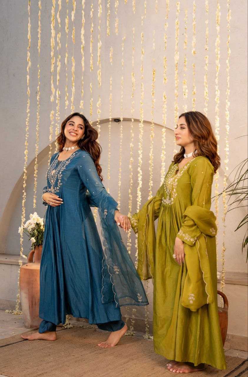 Ynf Pure Viscos KESH529 SC658 Kurti Wholesale Festive Kurtis Designer Kurtis Silk Kurtis Manufacturer- Kapda Export