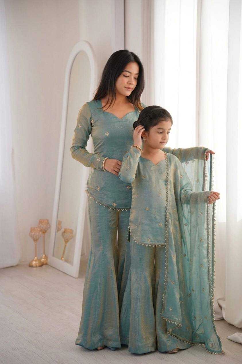 MOTHER & DAUGHTER COMBO