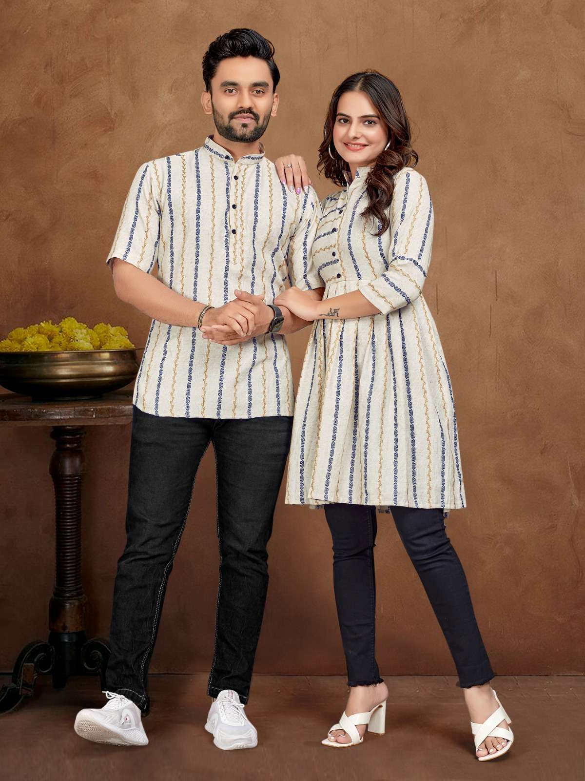 YNF COTTON WTX LAILA MAJANU COUPLE WEAR WHOLESALE MENS SHIRT KURTA & FEMALE TUNIC MANUFACTURER