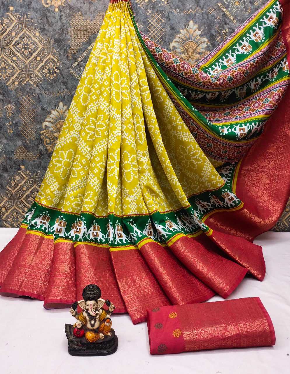 YNF PATOLA SILK VAD 24 SILK SAREES WHOLESALE DOLA SILK SOFT SILK PATOLA SAREES MANUFACTURER