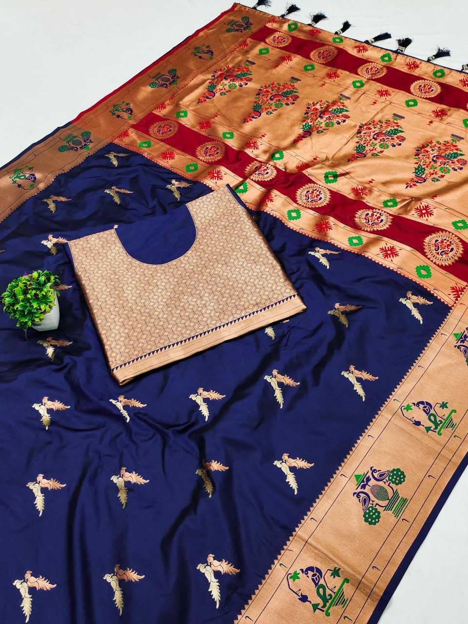 YNF PAITAHNI SILK RIN150  Love Bird SILK SAREES WHOLESALE PAITHANI SOFT SILK TRADITIONAL SILK PURE ZARI SILK SAREES MANUFACTURER