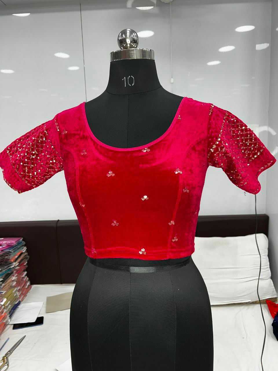 YNF VELVET KESH231 SAARA READYMADE BLOUSE WHOLESALE STRETCHABLE BLOUSE VELVET BLOUSE MANUFACTURER