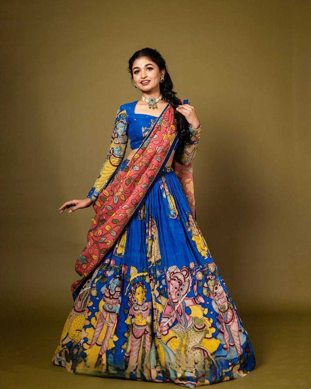 YNF CHINON KESH163 50 LEHENGAS WHOLESALE KALAMKARI TRADITIONAL SILK PRINTED LEHENGAS MANUFACTURER- Kapda Export