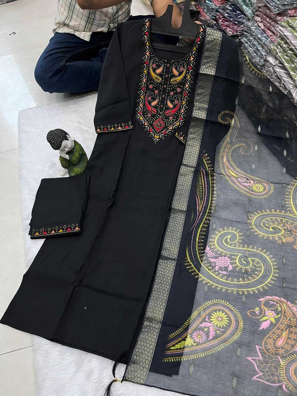 YNF HEAVY ROMAN SILKKESH258 VDA42 SUIT & DRESSES WHOLESALE EMBROIDEREY WEDDING LADIES SILK SUITS MANUFACTURE- Kapda Export