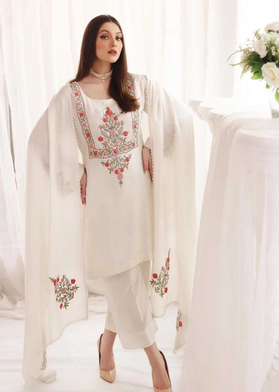 YNF MUSLIN RIN158 Stree SUITS & DRESSES WHOLESALE DESIGNER PARTY WEAR EMBROIDERY LADIES GEORGETTE SUITS MANUFACTURE- Kapda Export