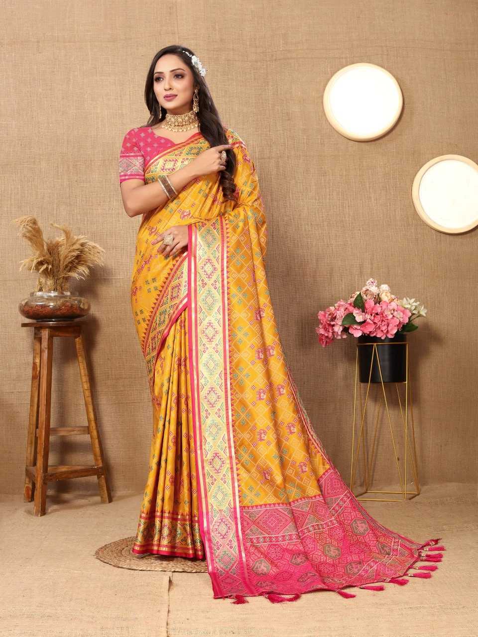 YNF PATOLA SILK RIN150 Patola SILK SAREES WHOLESALE PATOLA ZARI BORDER PRINTED SILK SAREES MANUFACTURER- Kapda Export