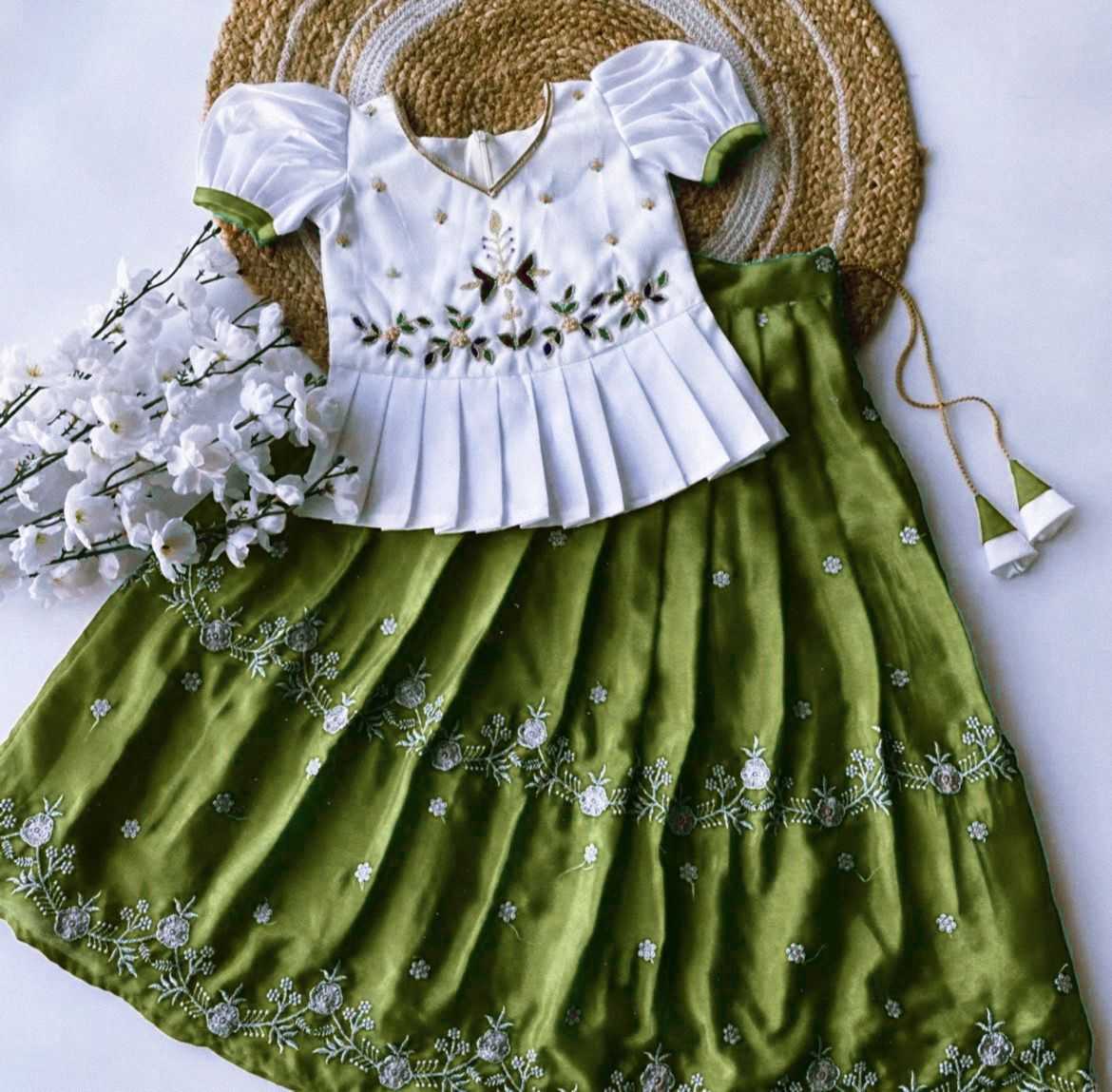 Ynf Chinon RIN235 NIYOGI Kids Wear Wholesale Kids Lehenga Kids Traditional Outfits Kids Navratri Outfits Manufacturer- Kapda Export