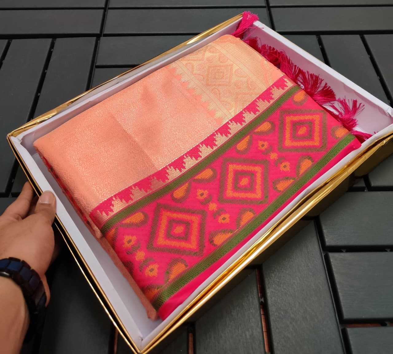 Ynf Kanjivaram Silk KESH657 patola silk Silk Sarees Wholesale Traditional Silk Sarees Kanjivaram Silk Sarees Festival Silk Sarees Manufacturer- Kapda Export