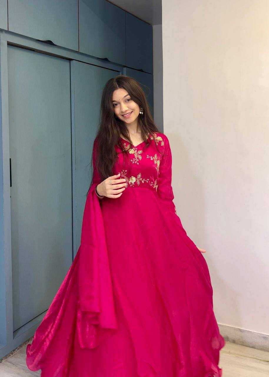 Ynf FENDY KESH531 1070 Gowns Wholesale Embroidery Gowns Anarkali Gown Sequin Gowns Manufacturer- Kapda Export