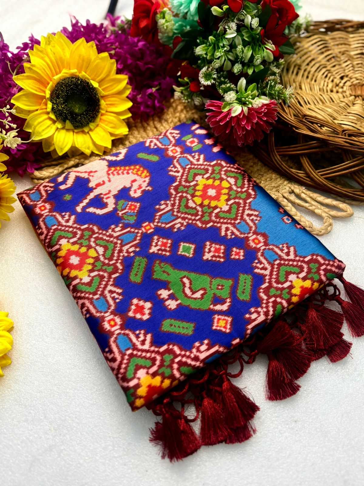 Ynf Handloom Silk KESH576 Pavitra Patola vol-1 Sarees Festive Collections Wholesale Silk Sarees Festive Sarees Sarees With Blouse Manufacturer- Kapda Export