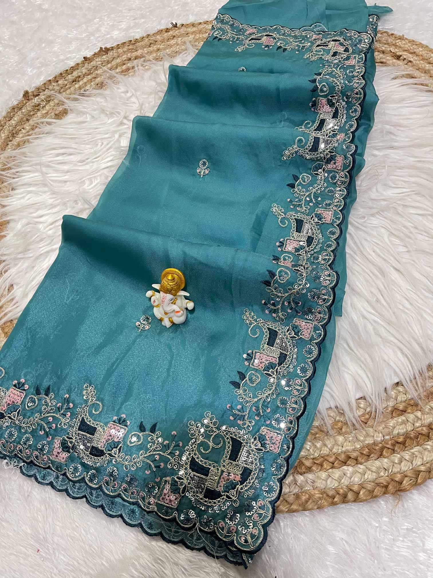 Ynf Silk KESH725 Amrina Silk Sarees Wholesale Traditional Silk Sarees Designer Silk Sarees Silk Sarees For Weddings Manufacturer- Kapda Export