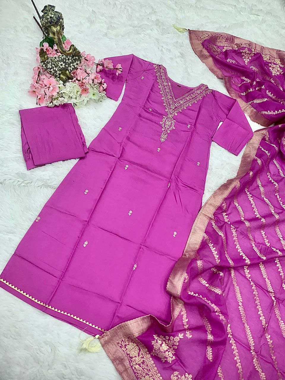 YNF CHANDERI SOFT JNC 227 WHOLESALE SUITS MANUFACTURER