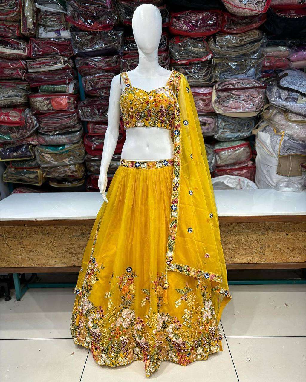 YNF ORGANZA SILK RIN108 1577 LEHENGAS WHOLESALE FANCY TRADITIONAL EMBROIDERED LEHENGAS MANUFACTURER