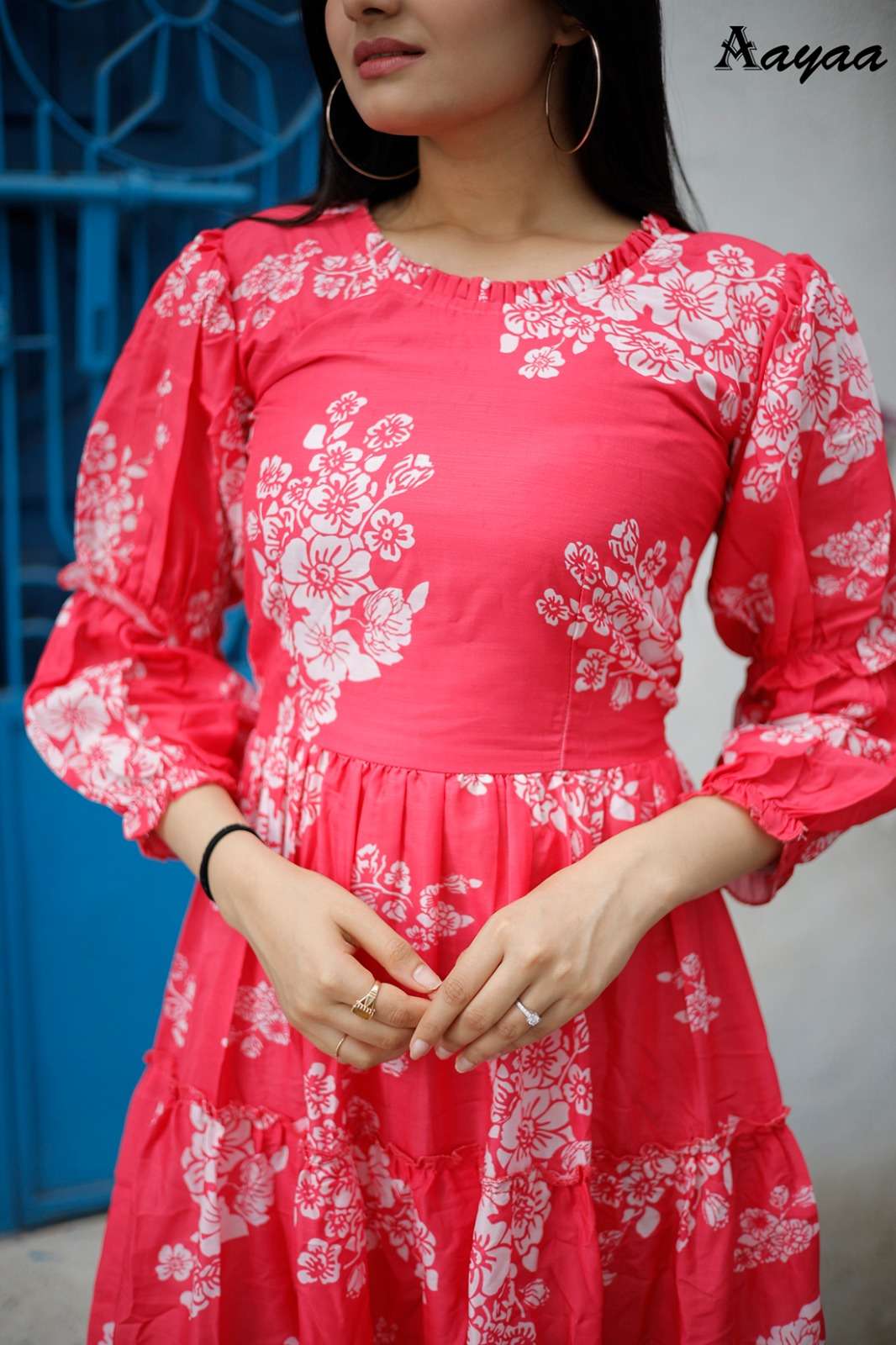 YNF MUSLIN RIN131 AAYAA -16 KURTIS WHOLESALE SHORT PARTY WEAR PRINTED FANCY ETHNIC KURTIS MANUFACTURER