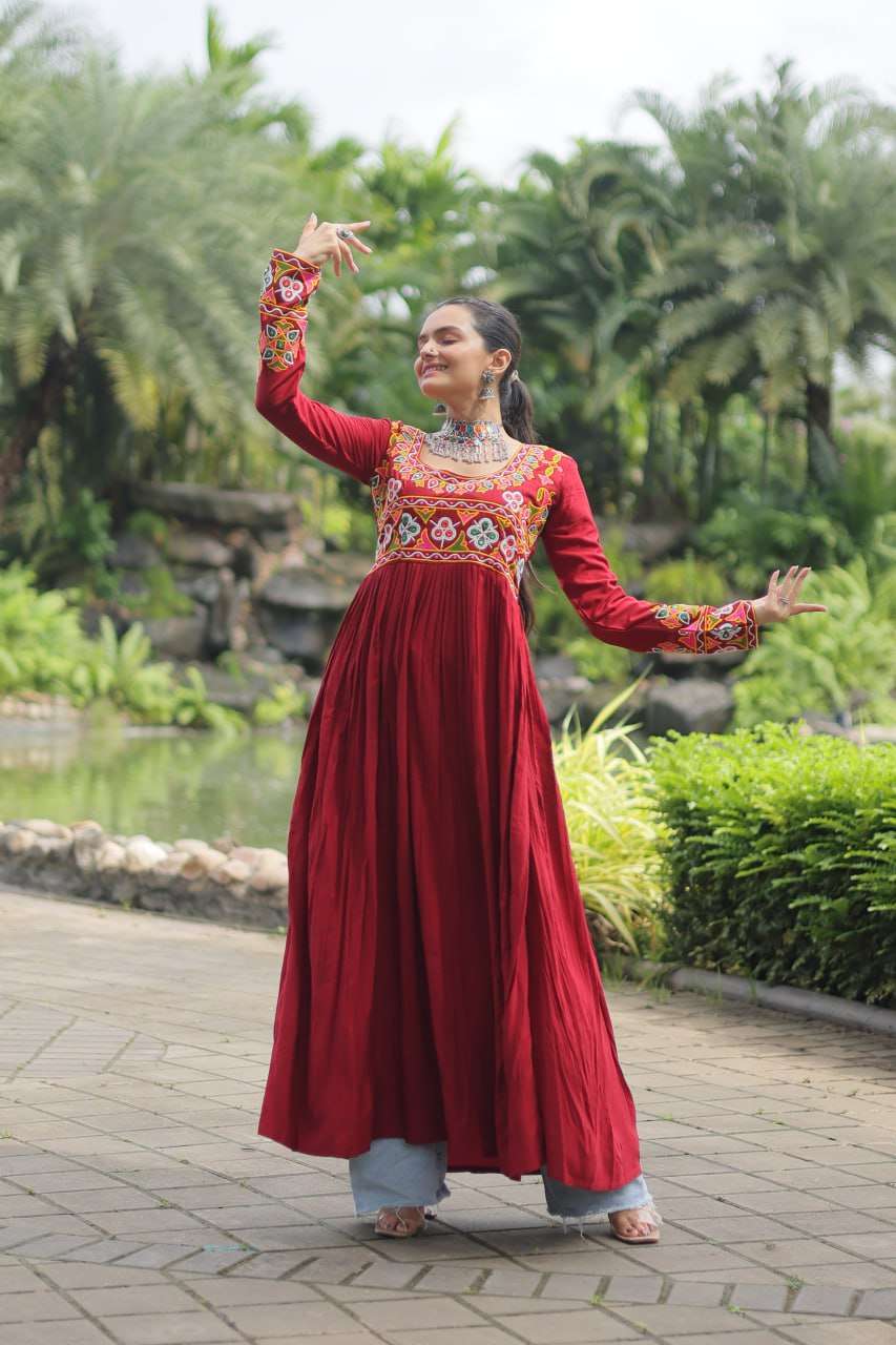 YNF RAYON KESH133 1130 KURTIS WHOLESALE WORKWEAR LONG RAYON FANCY KURTIS MANUFACTURER