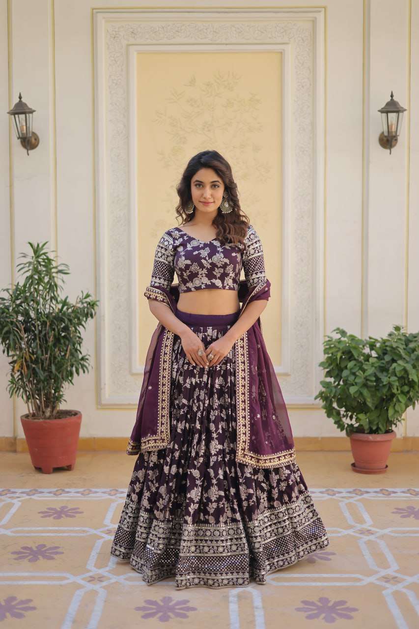 YNF VISCOSE KESH132 7080 LEHENGAS WHOLESALE FANCY TRADITIONAL EMBROIDERED LEHENGAS MANUFACTURER    