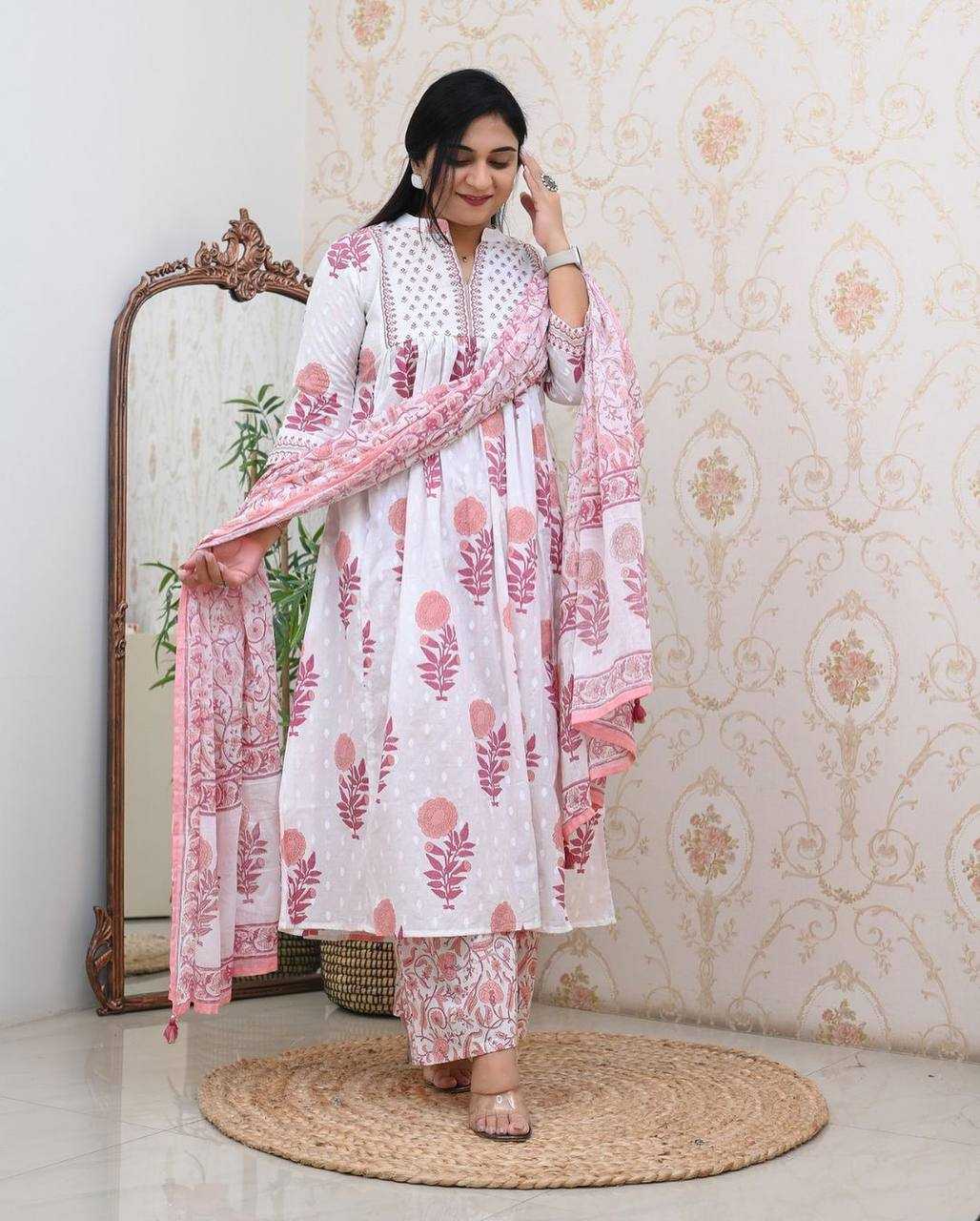 YNF COTTON KESH211 LDY97 SUITS & DRESSES WHOLESALE PRINTED COTON ANARKALI STRAIGHT CUT LONG KURTIS SUITS MANUFACTURER