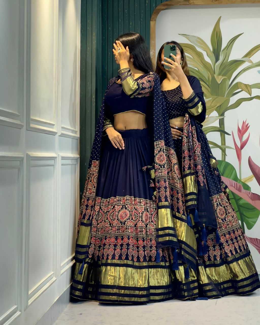 YNF GAJJI SILK KESH179 AHB14 LEHENGAS WHOLESALE TRADITIONAL SILK PRINTED LEHENGAS MANUFACTURER