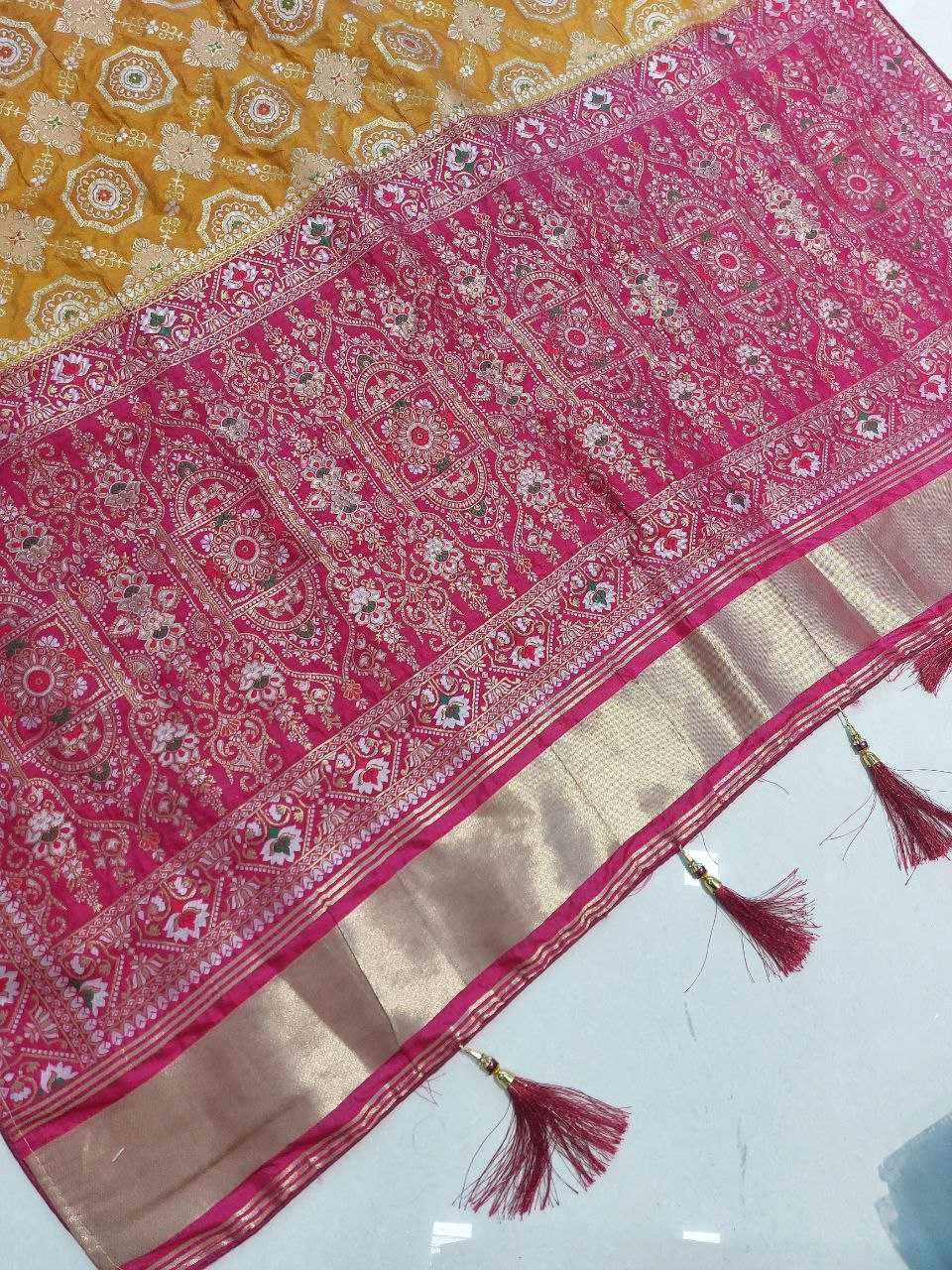 YNF NYLON RIN201 RRD15 SAREES WHOLESALE PRINTED NYLON BANDHANI BANDHEJ ZARI BORDER SAREES MANUFACTURER