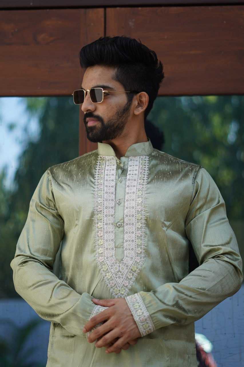 YNF SILK RBV PRESENT MENS WEAR WHOLESALE MENS KURTA PYJAMA SILK KURTA MANUFACTURER 