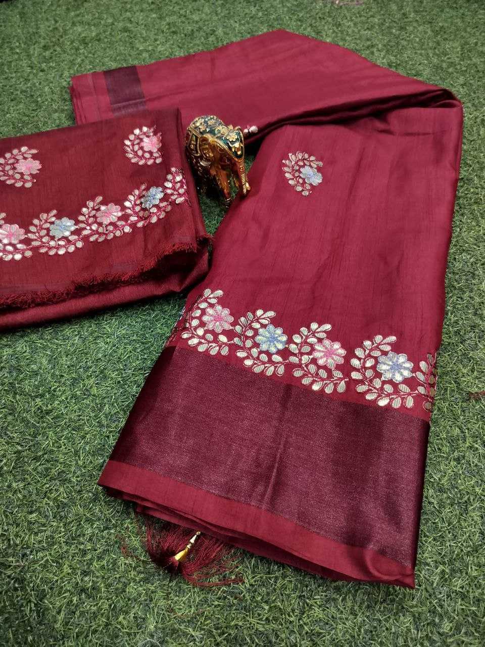 YNF DOLA SILK KESH179 AHB107 SILK SAREES WHOLESALE DOLA SILK ZARI BORDERED SILK MAROON SILK SAREES MANUFACTURER- Kapda Export