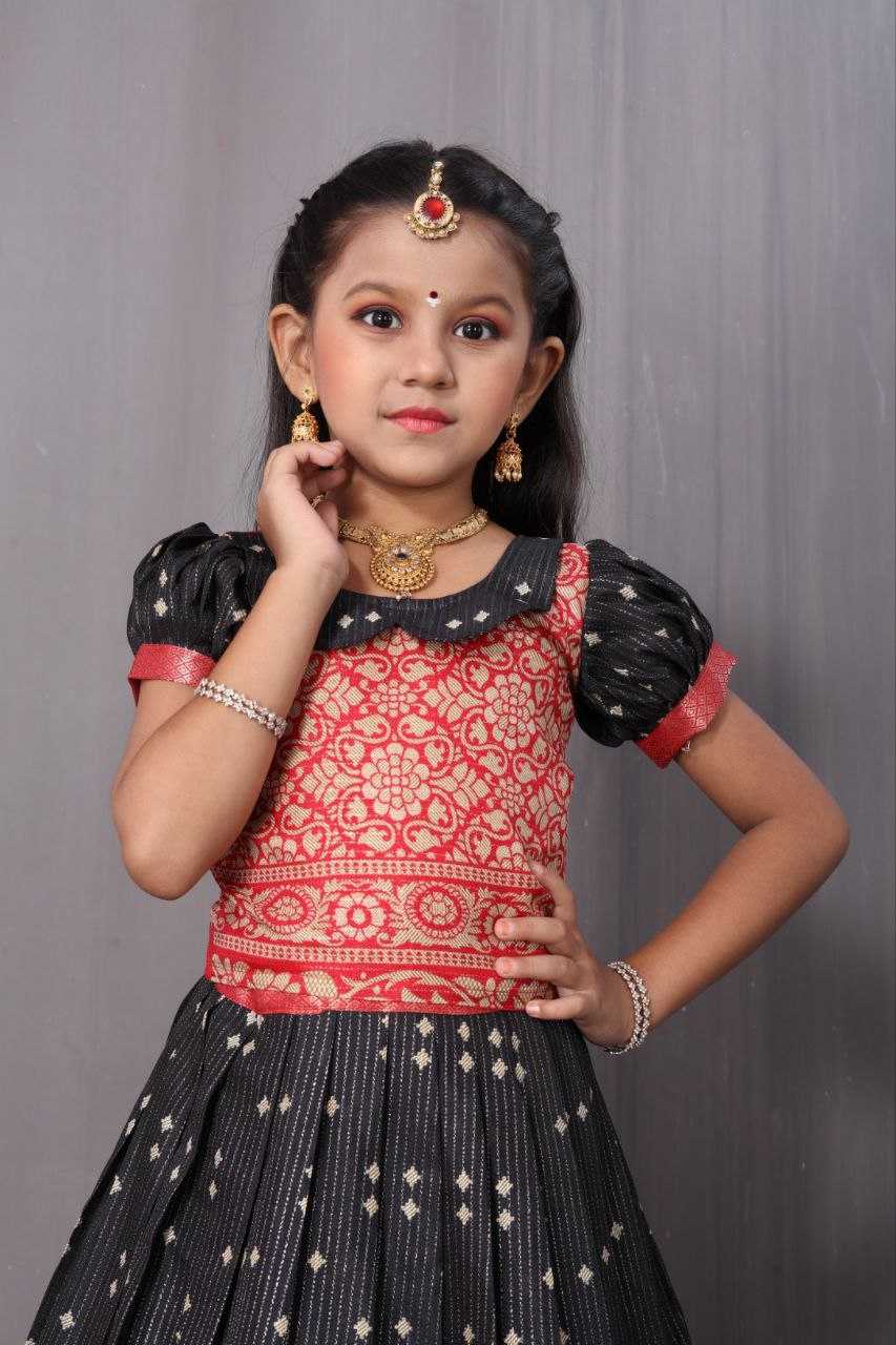 YNF DOLA SILK KESH189 VET15 KIDS WEAR WHOLESALE KIDS LEHENGA KIDS TRADITIONAL OUTFITS KIDS LEHENGA CHOLI KIDS FESTIVE WEAR KIDS WEDDING OUTFITS MANUFACTURER- Kapda Export