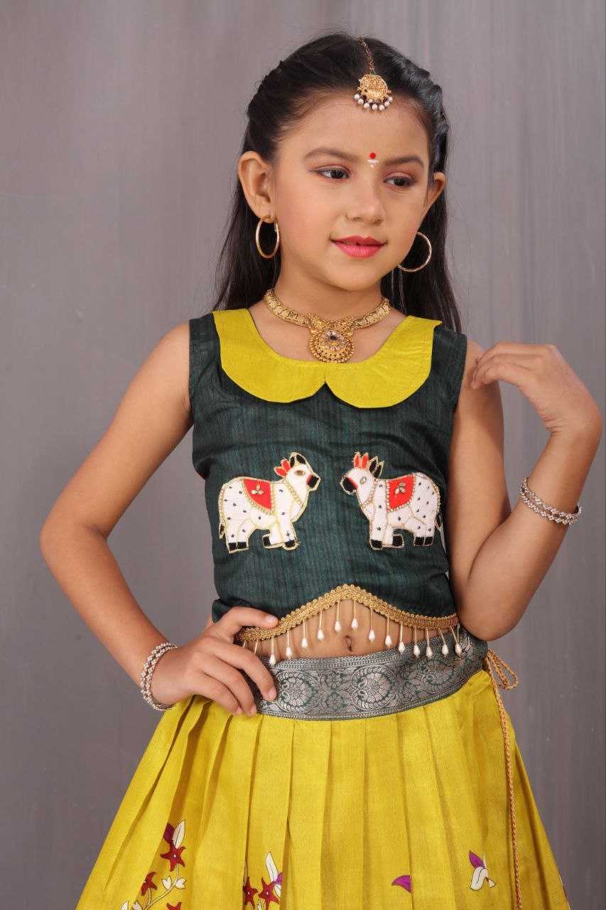 YNF DOLA SILK KESH189 VET18 KIDS WEAR WHOLESALE KIDS LEHENGA KIDS TRADITIONAL OUTFITS KIDS LEHENGA CHOLI KIDS FESTIVE WEAR KIDS WEDDING OUTFITS MANUFACTURER- Kapda Export