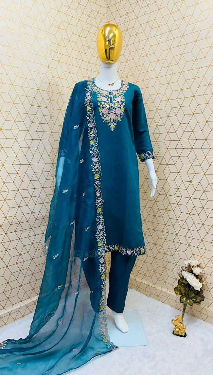 YNF HEAVY ROMAN SILK KESH247 7025 SUITS & DRESSES WHOLESALE EMBROIDEREY WEDDING LADIES SILK SUITS MANUFACTURE- Kapda Export