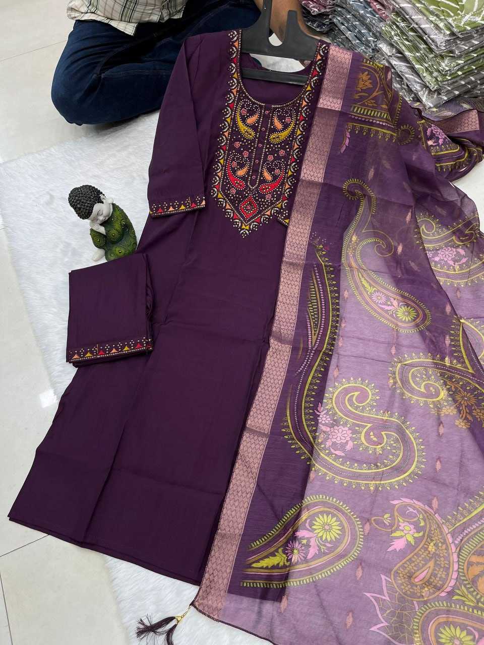 YNF HEAVY ROMAN SILKKESH258 VDA42 SUIT & DRESSES WHOLESALE EMBROIDEREY WEDDING LADIES SILK SUITS MANUFACTURE- Kapda Export