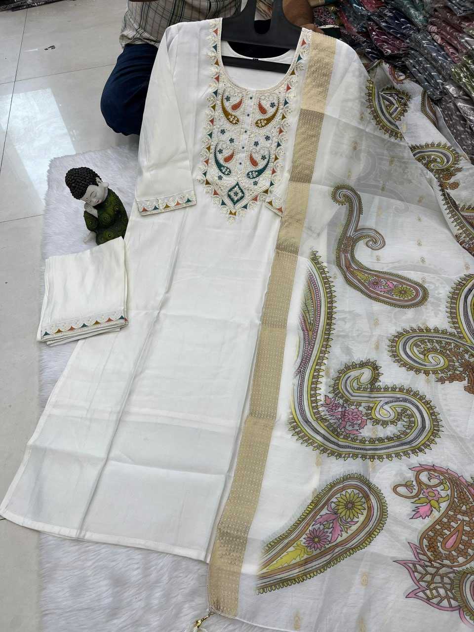 YNF HEAVY ROMAN SILKKESH258 VDA42 SUIT & DRESSES WHOLESALE EMBROIDEREY WEDDING LADIES SILK SUITS MANUFACTURE- Kapda Export