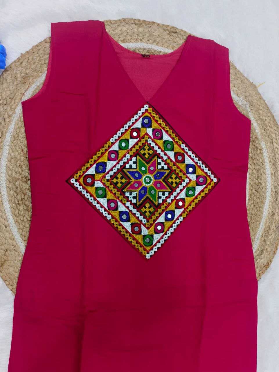 YNF PREMIUM ROMAN SILK KESH243 1027 KURTIS WHOLESALE SILK SLEEVELESS V NECK KURTIS MANUFACTURER- Kapda Export