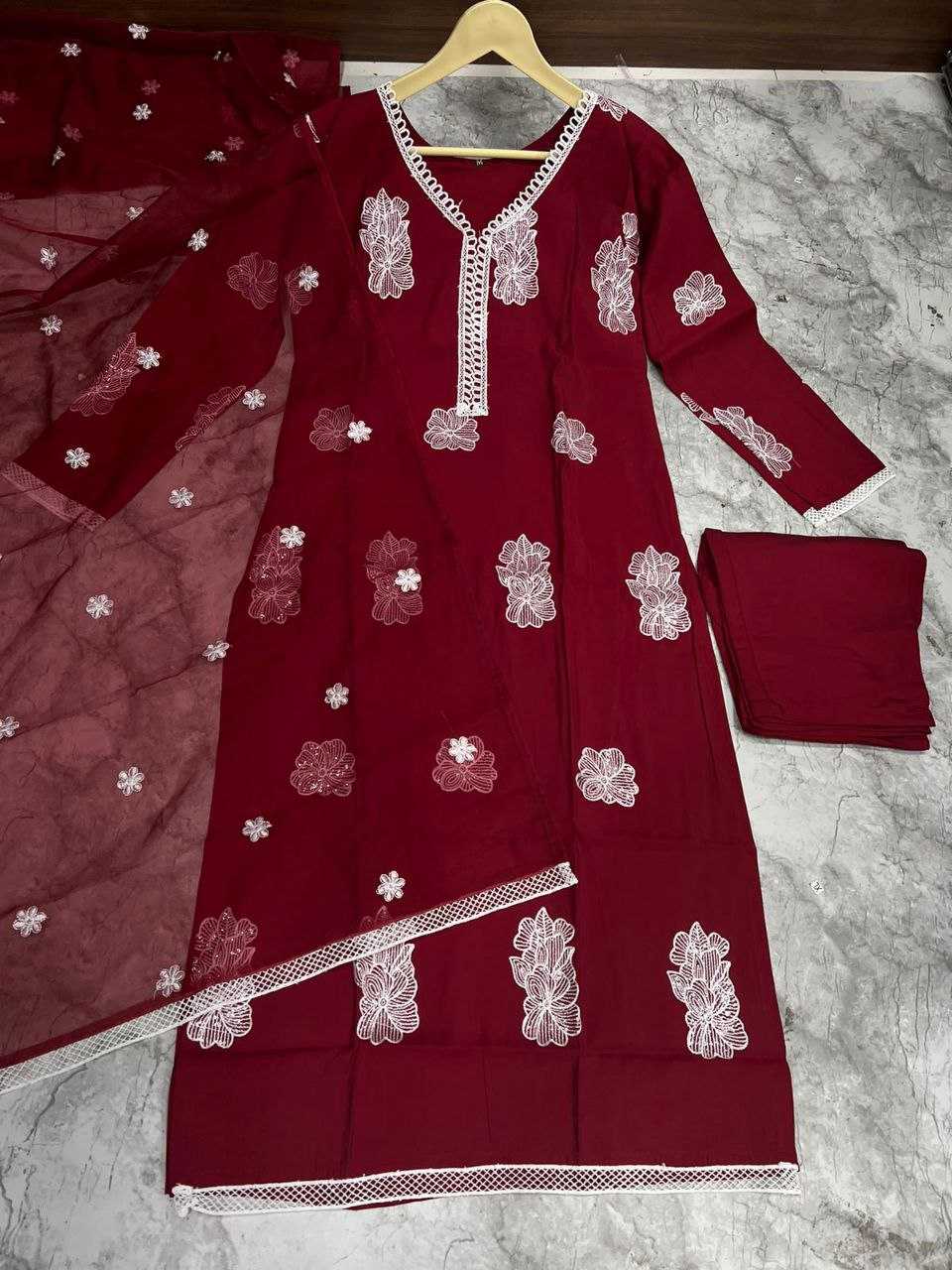 YNF RUSSIAN SILK BANWERY KESH246 PERI PERI CLOTHING BRANDS WHOLESALE SUIT MANUFACTURER- Kapda Export
