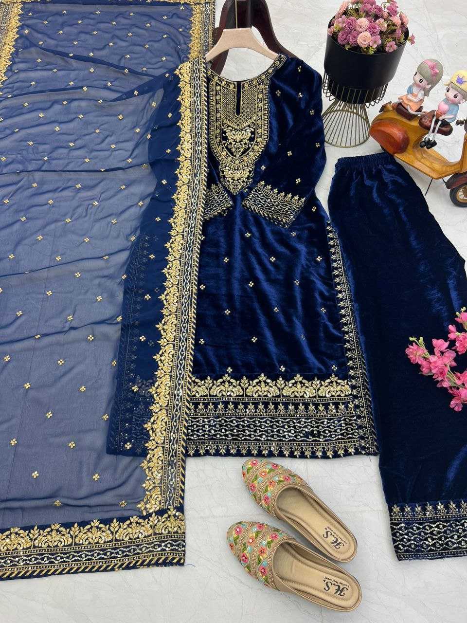 YNF VELVET KESH158 6002 SUITS & DRESSES WHOLESALE EMBROPIDERY VELVET PARTY WEAR LONG KURTI SUITS MANUFACTURE- Kapda Export