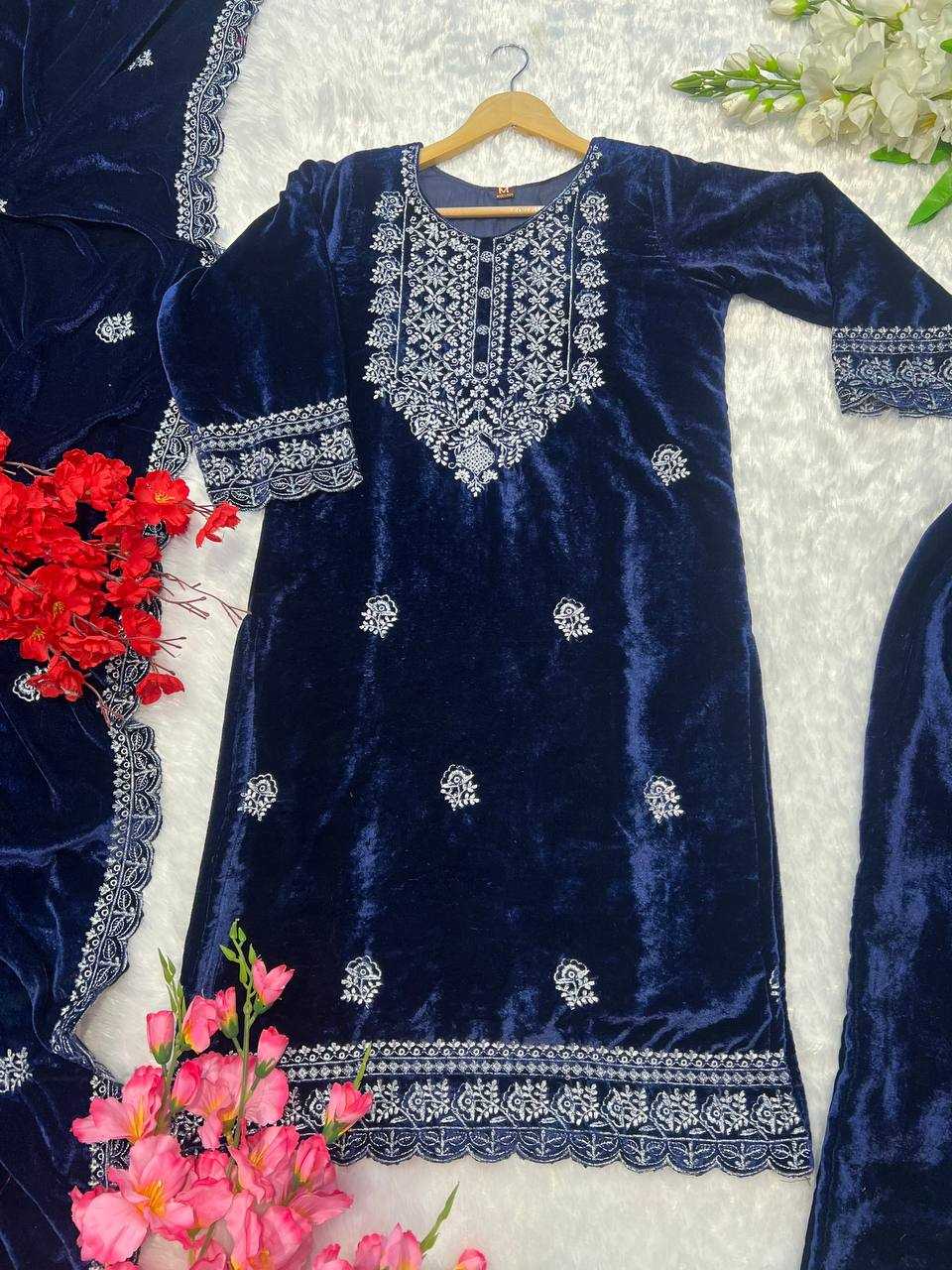 YNF VELVET KESH164 G79 SUITS & DRESSES WHOLESALE EMBROPIDERY VELVET WEDDING BLUE SUITS MANUFACTURE- Kapda Export