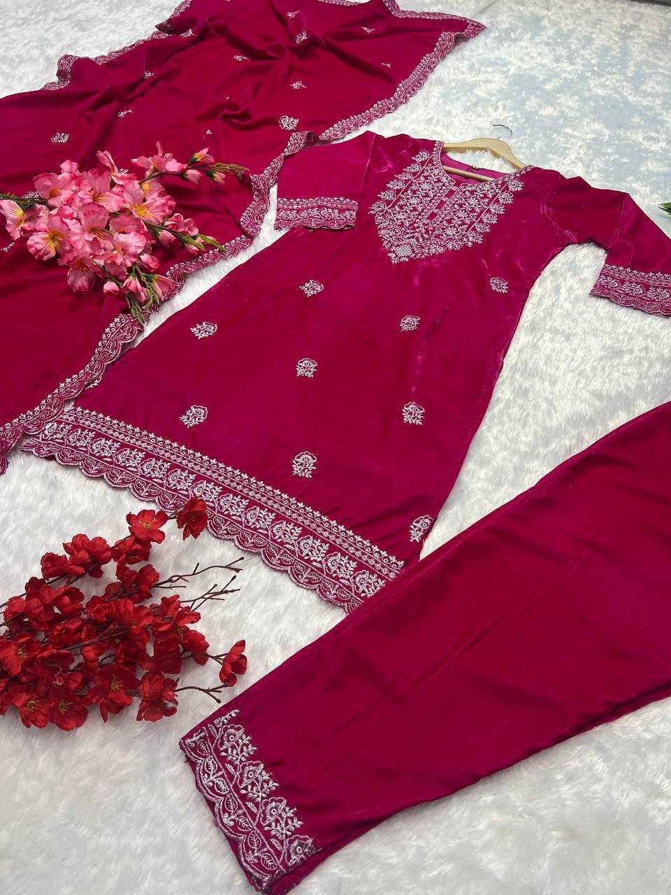 YNF VELVET KESH164 G79 SUITS & DRESSES WHOLESALE EMBROPIDERY VELVET WEDDING BLUE SUITS MANUFACTURE- Kapda Export